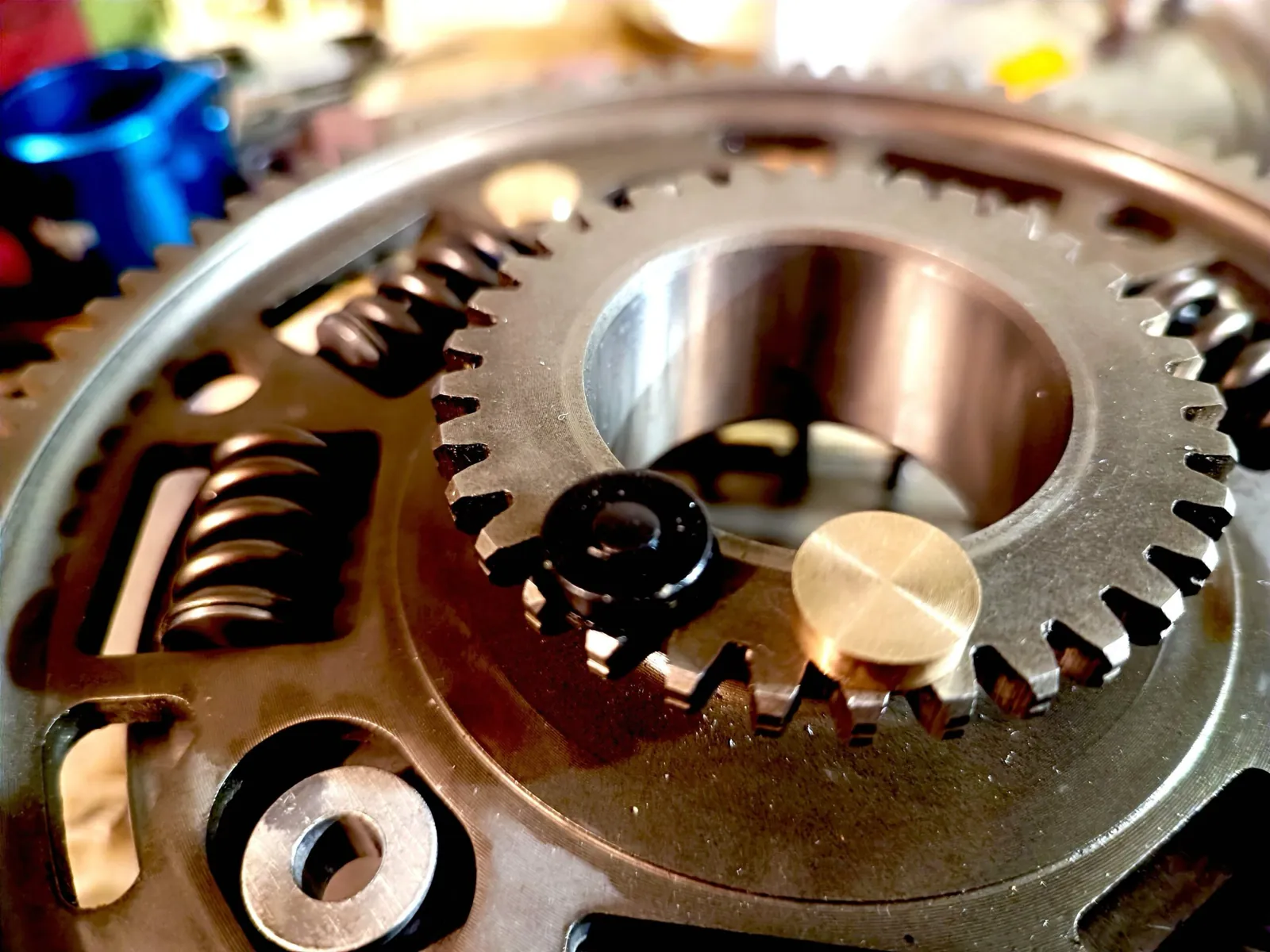 Smagratis ir sankabos mechanizmas iš arti